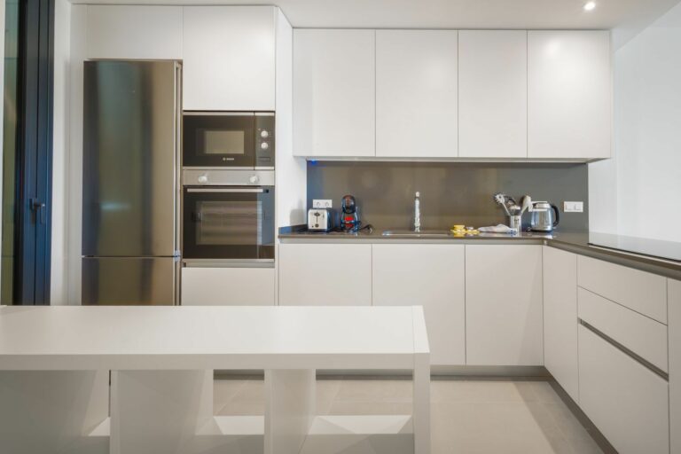 0fed2f91944458c390e7f7e5169020d5 - 3