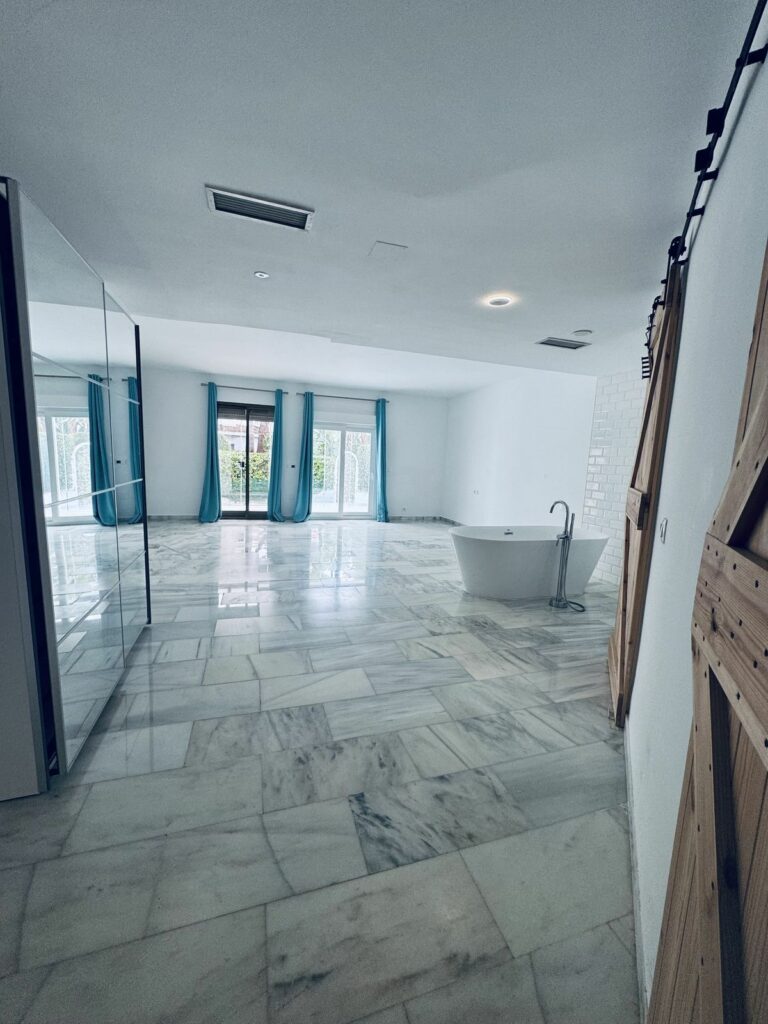 1047c0645d1c018d95c53611f59e6705 - 13