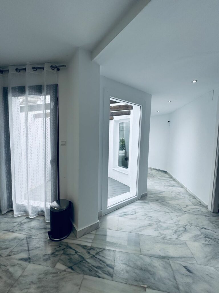 1047c0645d1c018d95c53611f59e6705 - 9