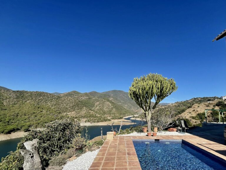 1151d66ce9a472bb0613cae032c8c7b9 - 6