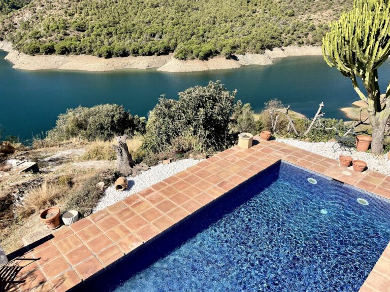 1151d66ce9a472bb0613cae032c8c7b9 - 7