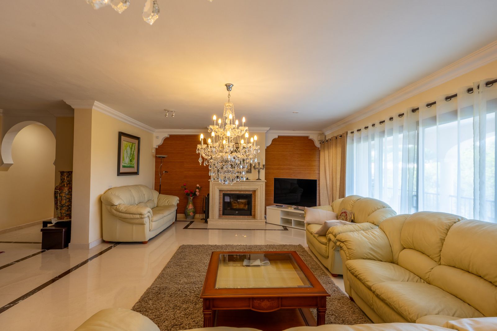 11f1a6e24d171679916f74322d82bb5f - 4