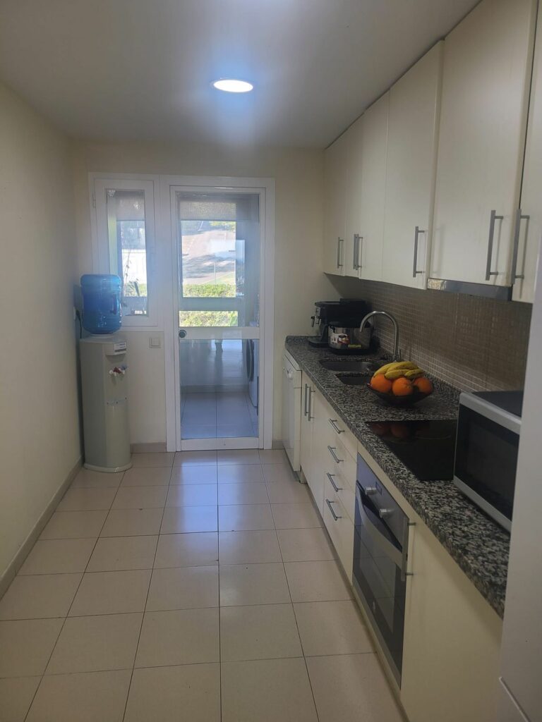 123fdb1f52e7d8b97a8f73d5552ad662 - 9