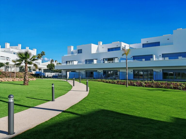 133fbcd0d4ddab2c90da89abb6c4bb3f - 1