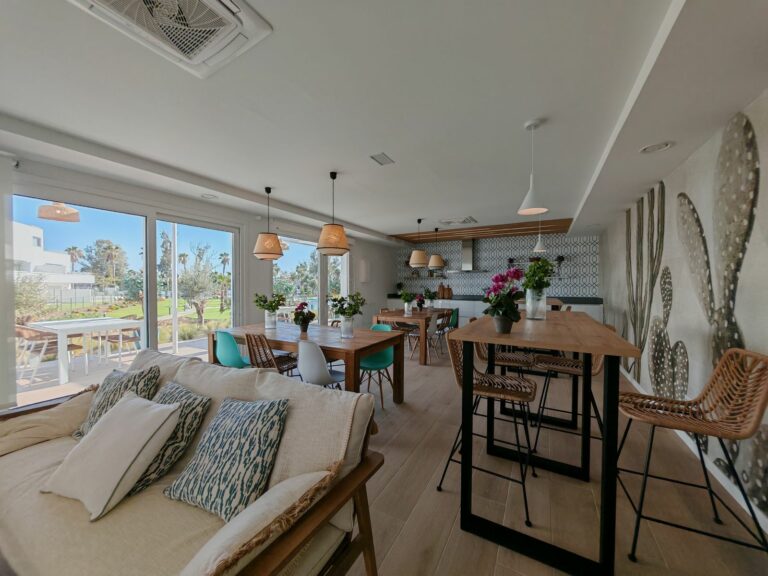 133fbcd0d4ddab2c90da89abb6c4bb3f - 14