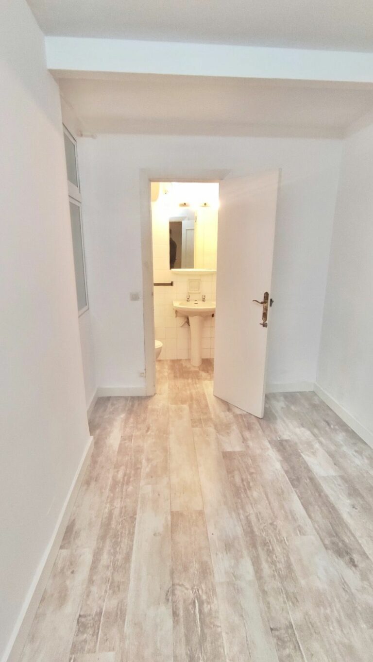 163ba6426fabff17cec84343509bcbe2 - 16