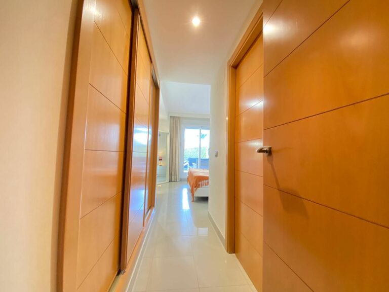 16829102dde930f353faa1d8ea4e8a95 - 10