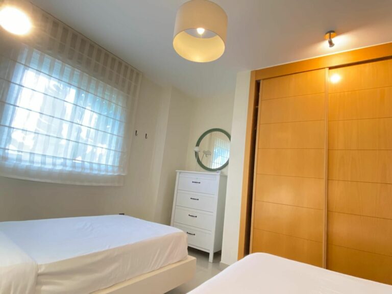 16829102dde930f353faa1d8ea4e8a95 - 15