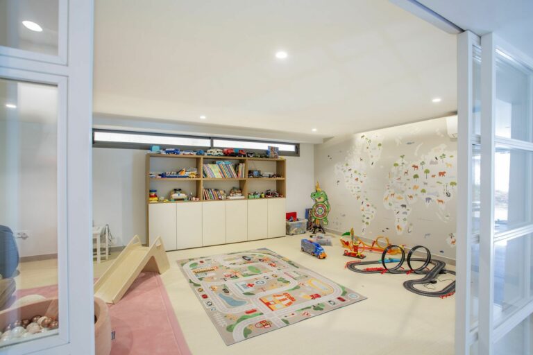 1898156ca872911a508e3a3ec03d0b93 - 14