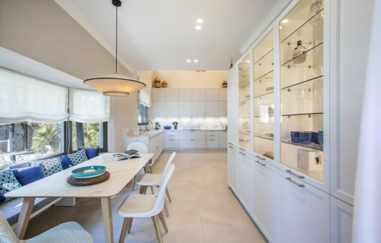 1898156ca872911a508e3a3ec03d0b93 - 8