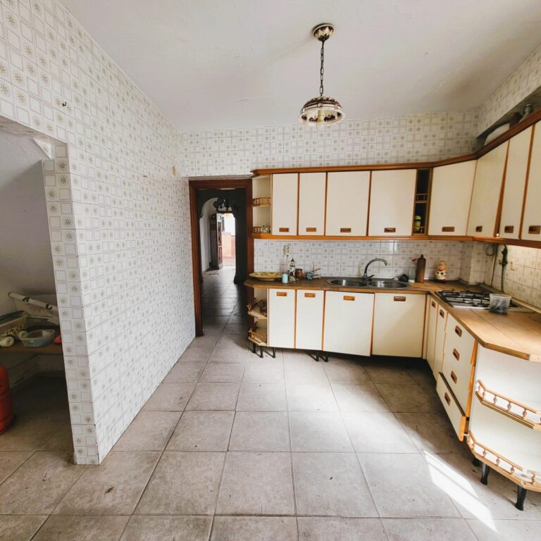 19f725b482b2b8eefcfd1781421f5be5 - 8