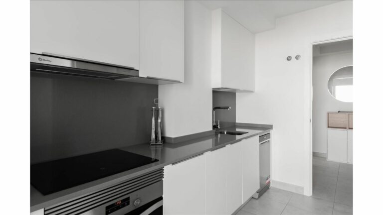 1a4ced7302adf4ef6d427de99906a2b7 - 4