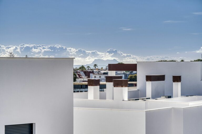 2232963f0d441f2c06828af9dd643fc0 - 16