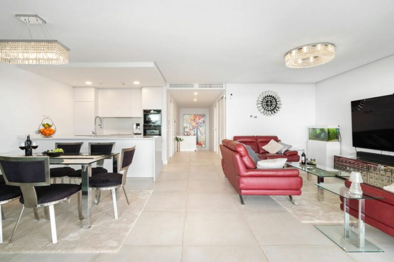 22daf77e73f6a39a55c05ccad402980f - 2