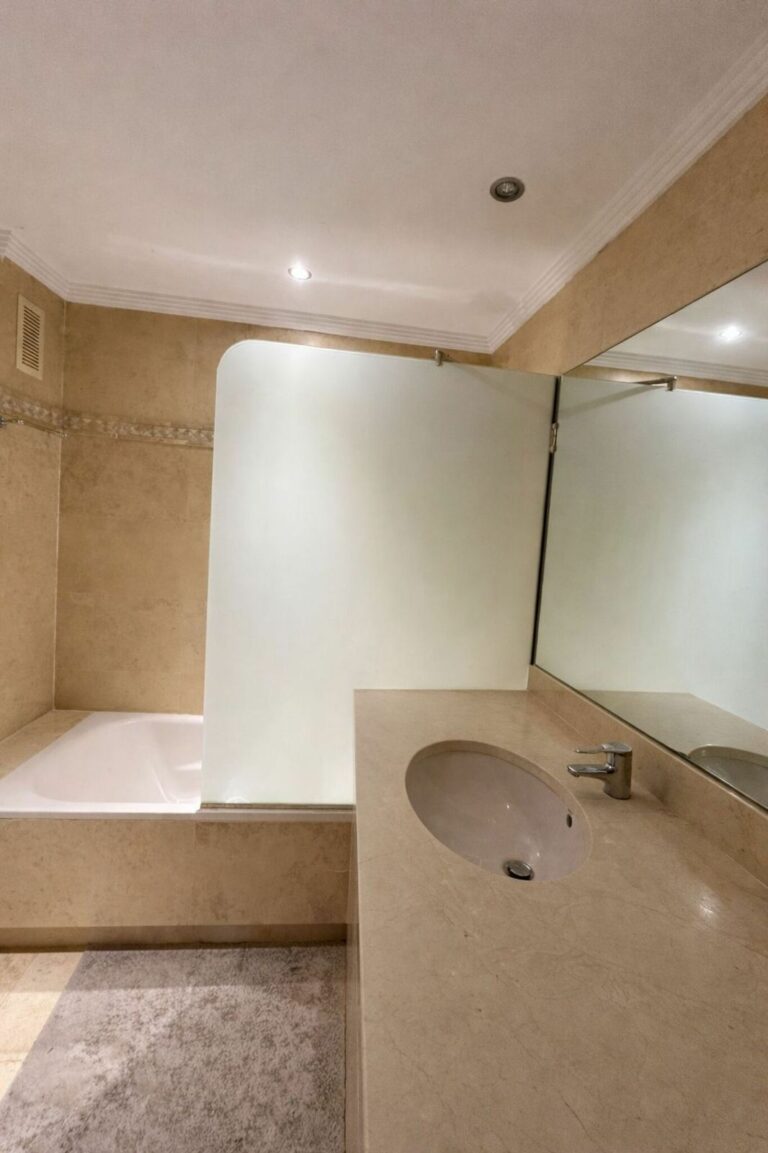 2336a12a0538dfd999939892779b3c73 - 8