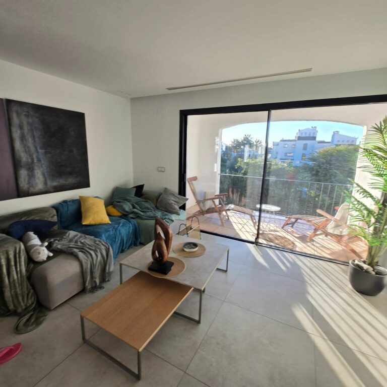 24c25729867f03cb5fdf6a46f46fb998 - 5