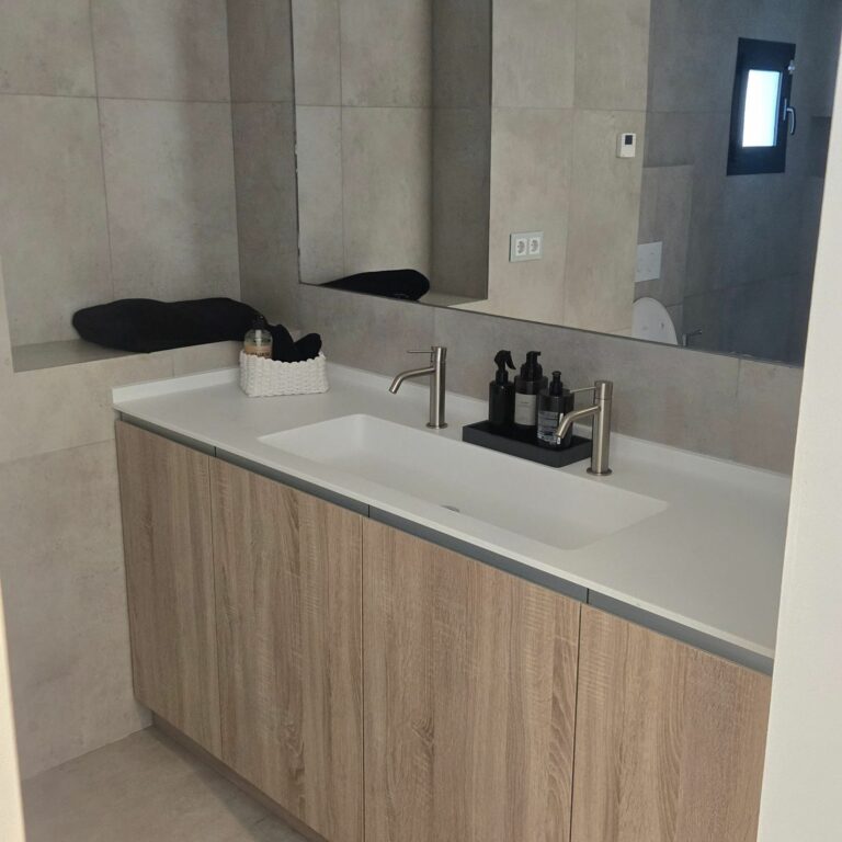 24c25729867f03cb5fdf6a46f46fb998 - 9