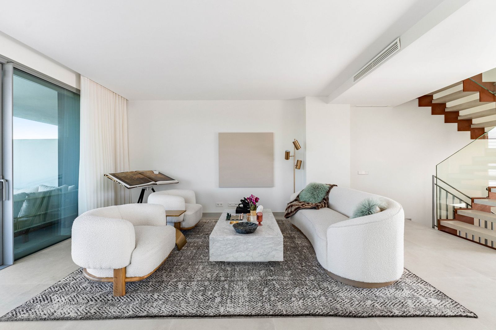 24c8e4ab7a926bdcb813279e858d6ca4 - 14