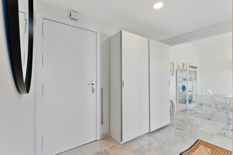 25f3099a153b828c8e8c73105dfd7d57 - 8