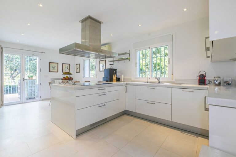 2639e6ff439d580781b2d4c5dee15bd9 - 5