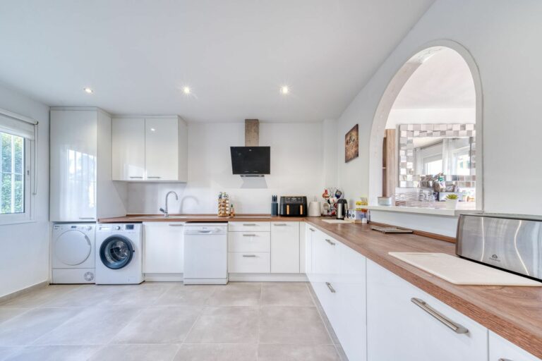 286e383ce75004daacf951d42f8e93cc - 10