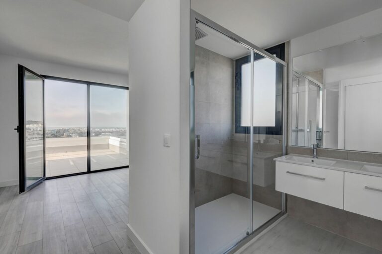 2bd85e3a3041de65db0ec2dd5536f9db - 15