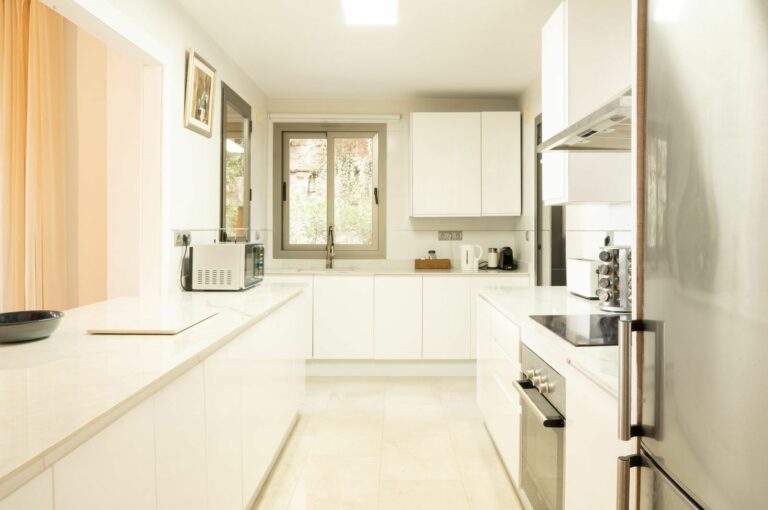 2c64688bb5d411c2f193f191181d28be - 3