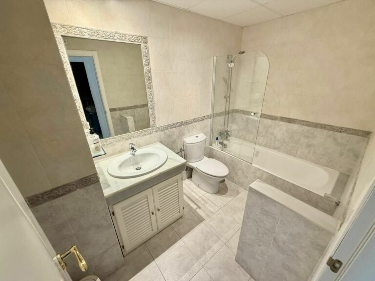 2e1fcfdfefd9742f1303c676068435ed - 8