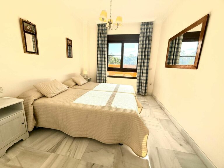 2e1fcfdfefd9742f1303c676068435ed - 9