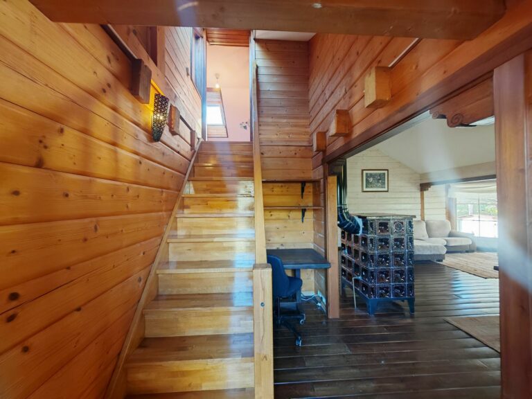 2f95dcae98d5320a403c1d52fc510bf5 - 13