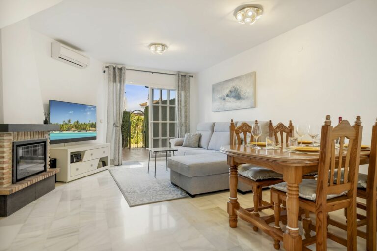 300b85e9aa4efbf2fba52e410073b0d2 - 5