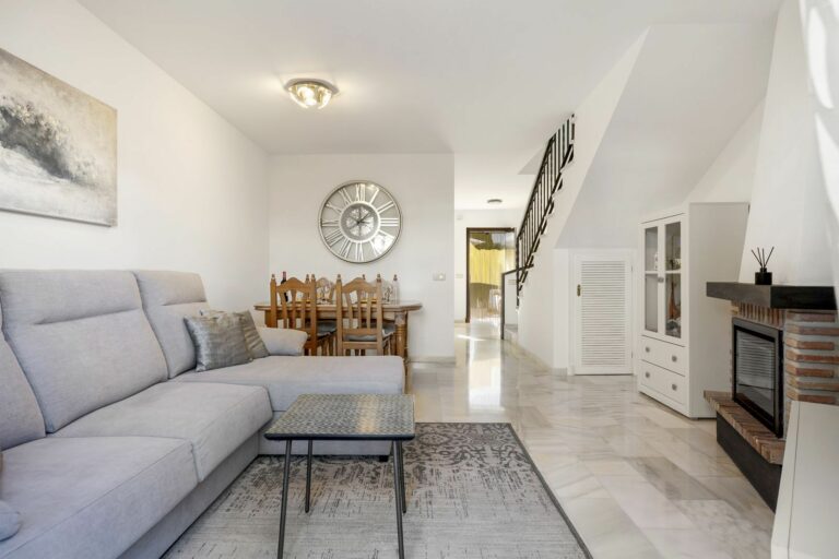 300b85e9aa4efbf2fba52e410073b0d2 - 8