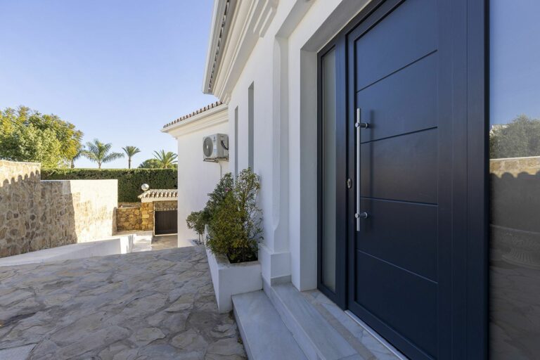 3027372f2ba53e8e7cde3b2ceb7409c3 - 16