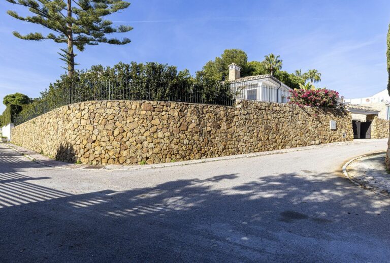 3027372f2ba53e8e7cde3b2ceb7409c3 - 9