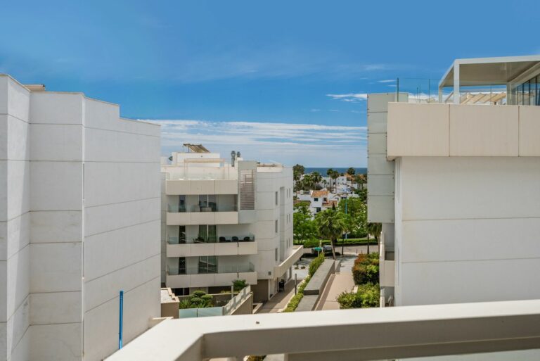 3048a00960ba897ed8144b33e3e9a2dd - 14