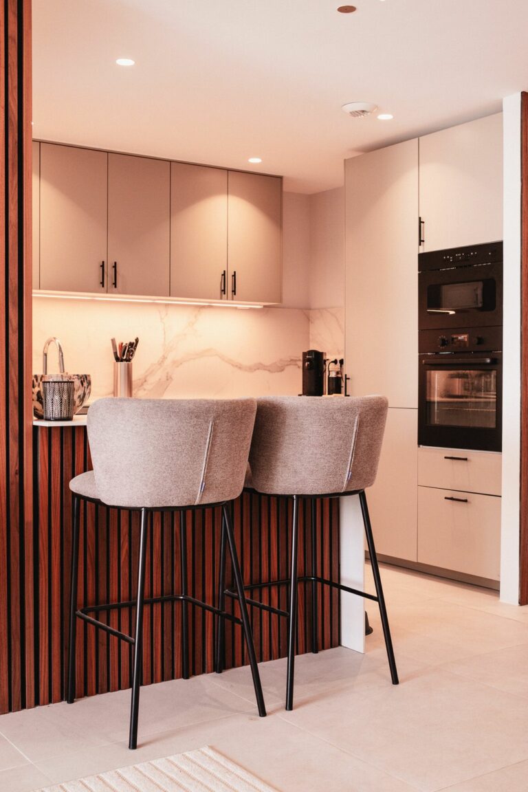 3048a00960ba897ed8144b33e3e9a2dd - 7