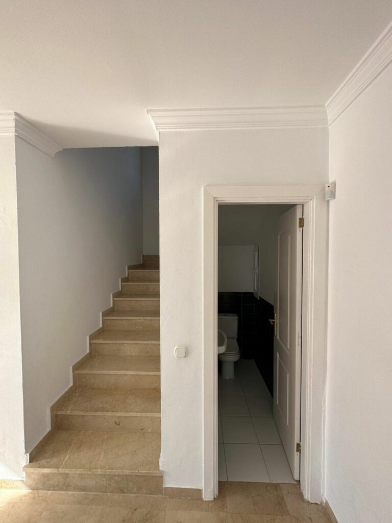 31895ea11ce006b666e18d1ff225c4a4 - 10