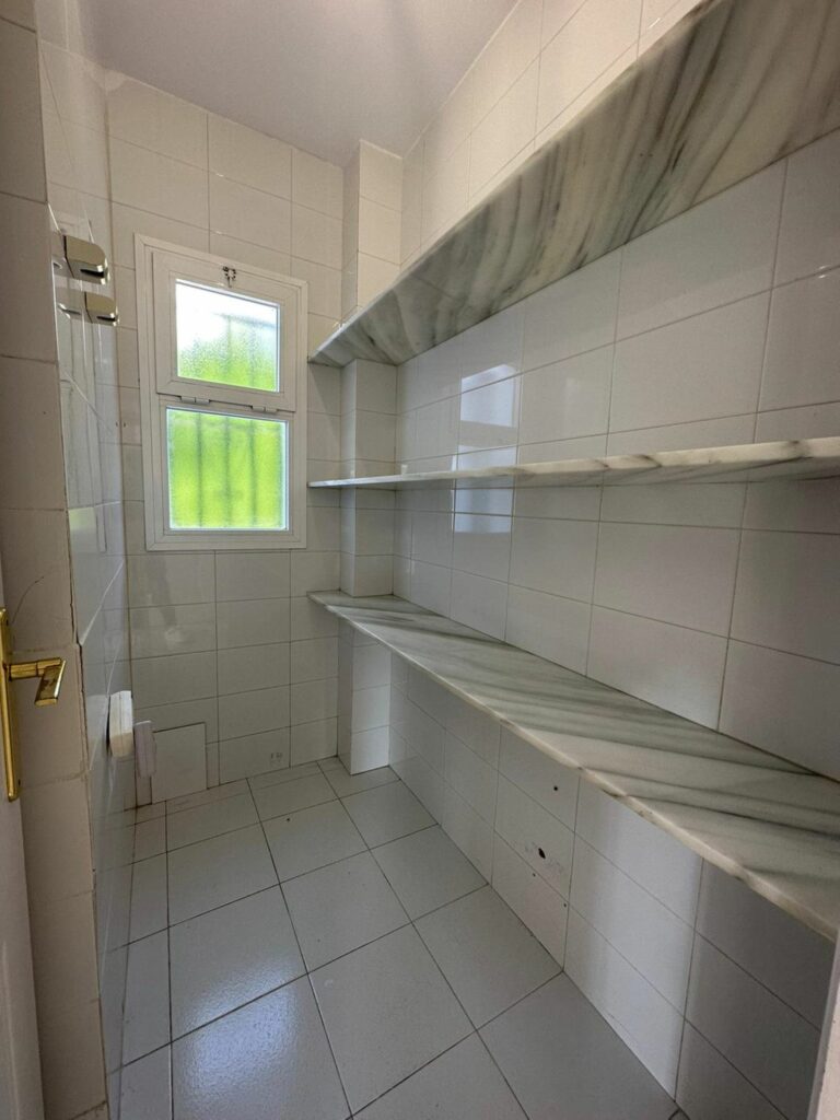 31895ea11ce006b666e18d1ff225c4a4 - 9