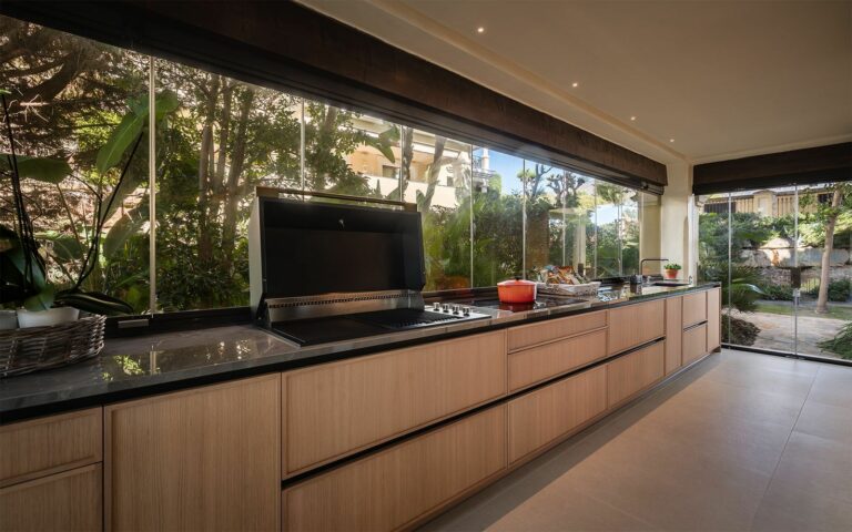 32066bad649a84622b52ebbd88f9ba04 - 14