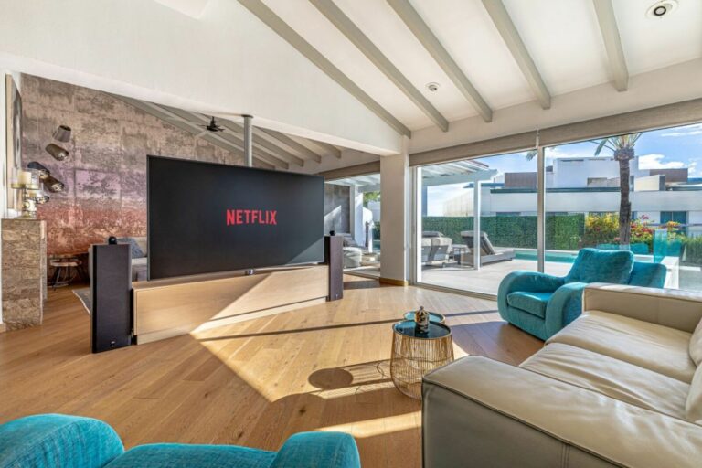 335e04fb0192da5ef588def454ea4f89 - 12