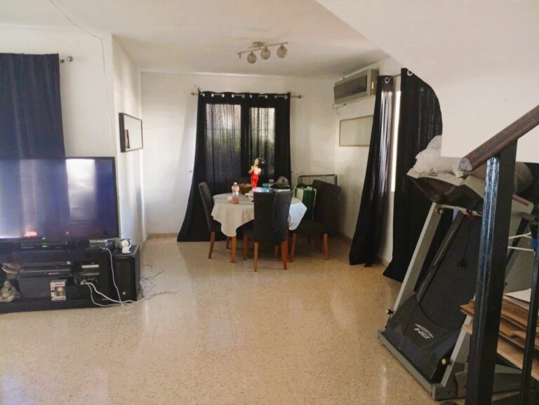 339c2b62e918fa66f4e0a21ab4e25f42 - 7