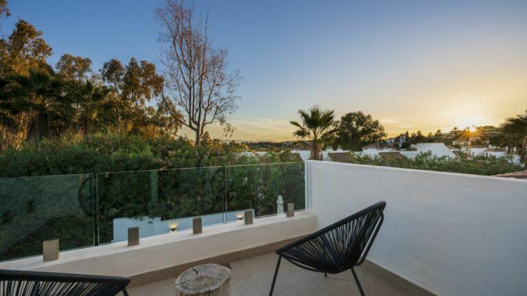 33c6f04df3a575708fa1a4e4a2e14d46 - 3