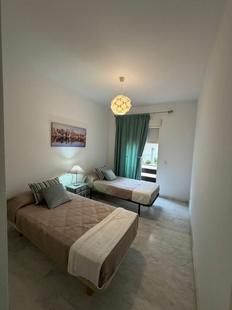 350d71c51486e3c3346130ef7531b35a - 5