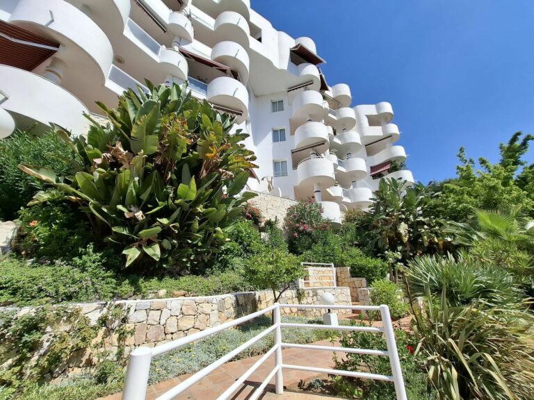 391070bcacdb65b253b56f29f5cd3deb - 15