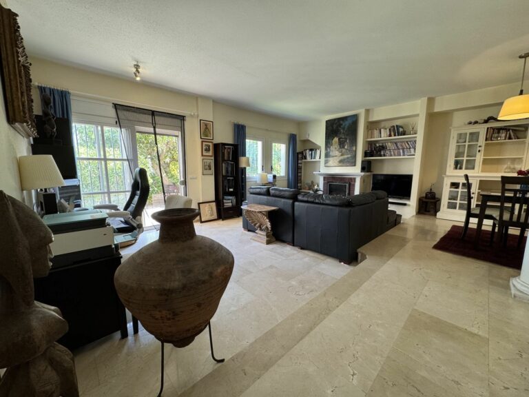 3be1dc2023615cee11653302a236c92f - 6