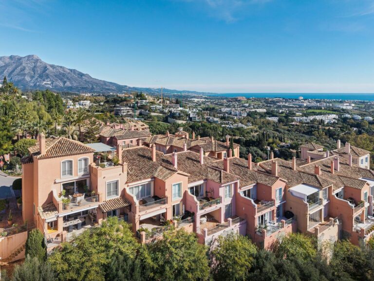 3da97de7183baadc74c18bdb4f08c797 - 1