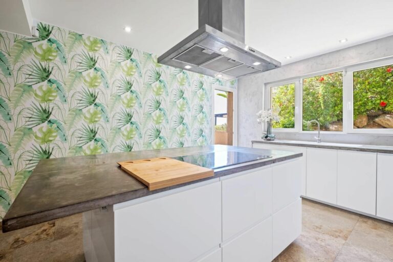 3db3472d907684c77cbe5415b0afae80 - 10