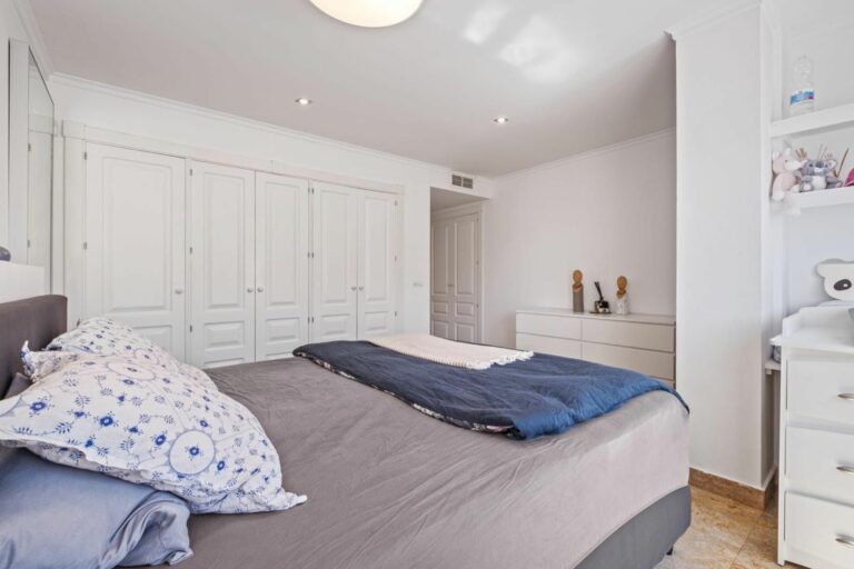 3db3472d907684c77cbe5415b0afae80 - 14