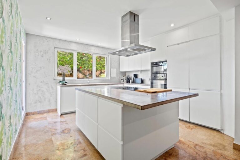 3db3472d907684c77cbe5415b0afae80 - 9