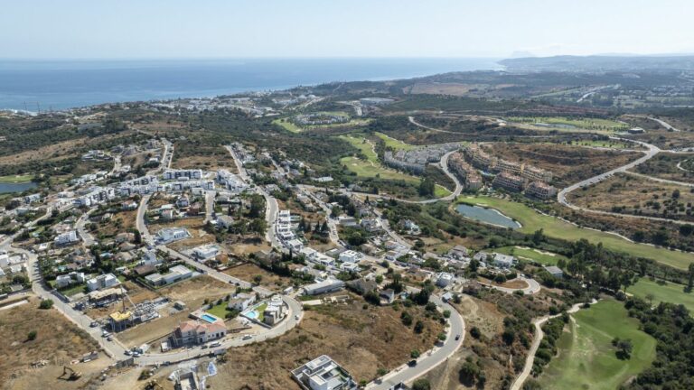 3dc21e24c3f9469098d88aa084bcdf88 - 13